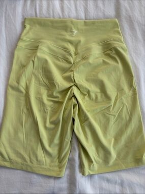 Gymshark Women's High-Rise Scrunch Bike Shorts — Pale Lime